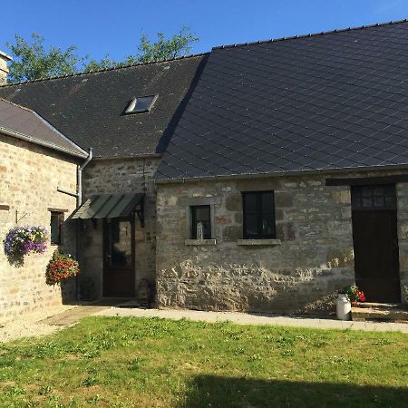 No 3 Route De Lingramiere Bed & Breakfast La Ferte-Mace Exterior photo