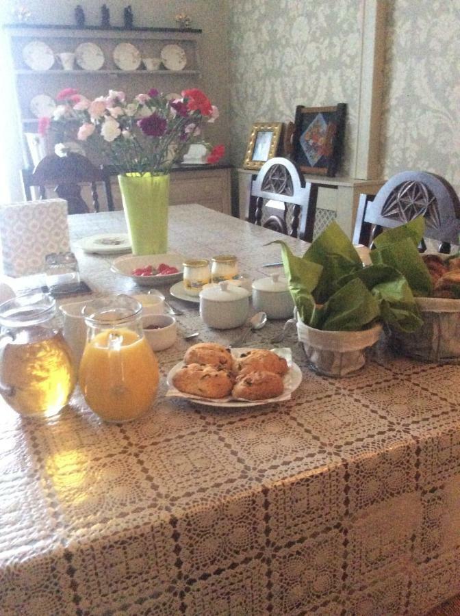 No 3 Route De Lingramiere Bed & Breakfast La Ferte-Mace Exterior photo